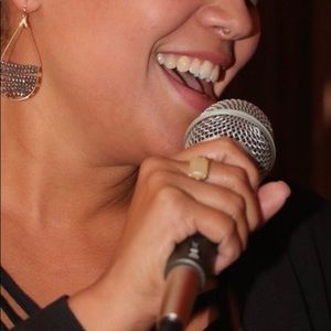 Meet your Posher, Zoe